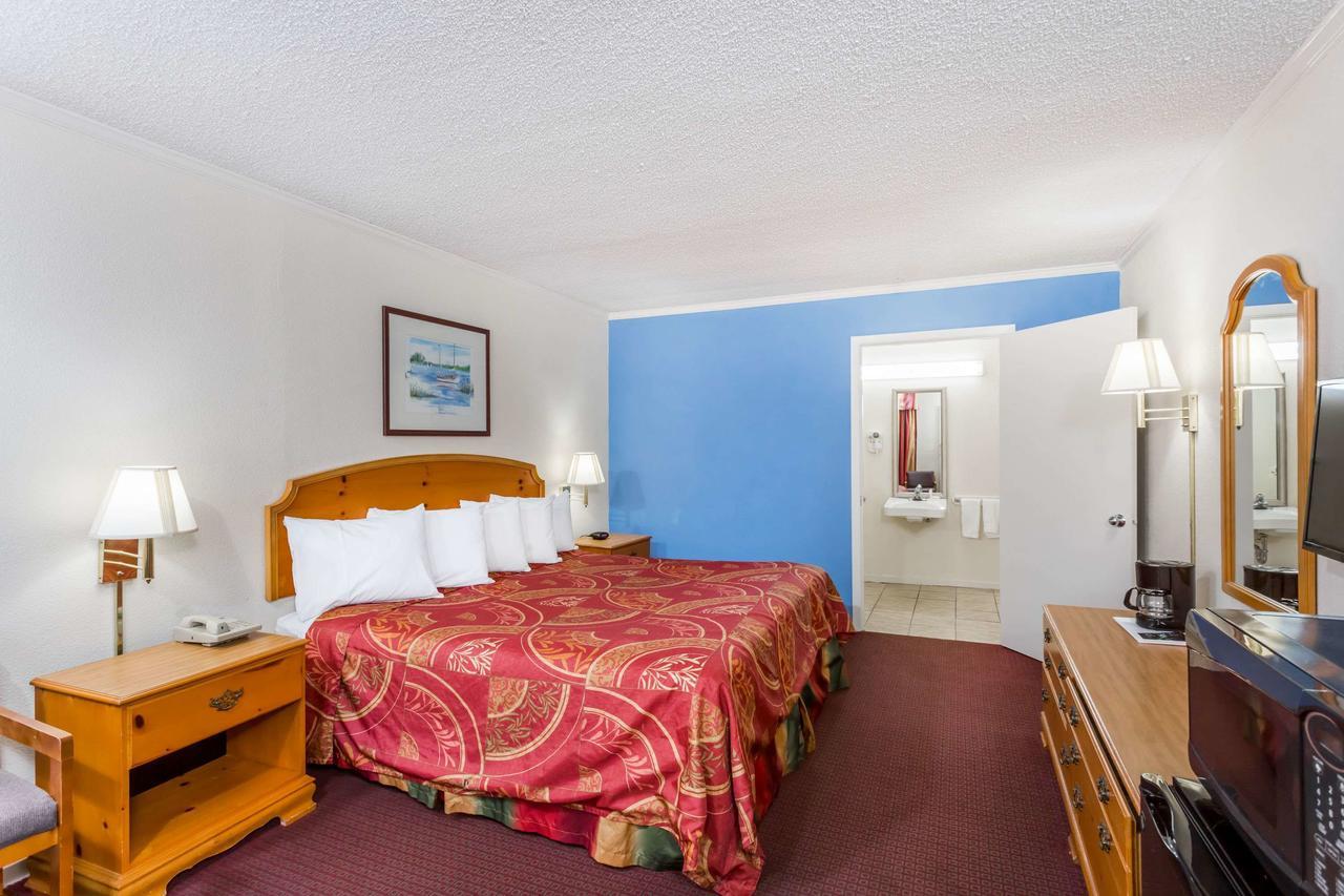 Days Inn By Wyndham Summerton Exterior foto