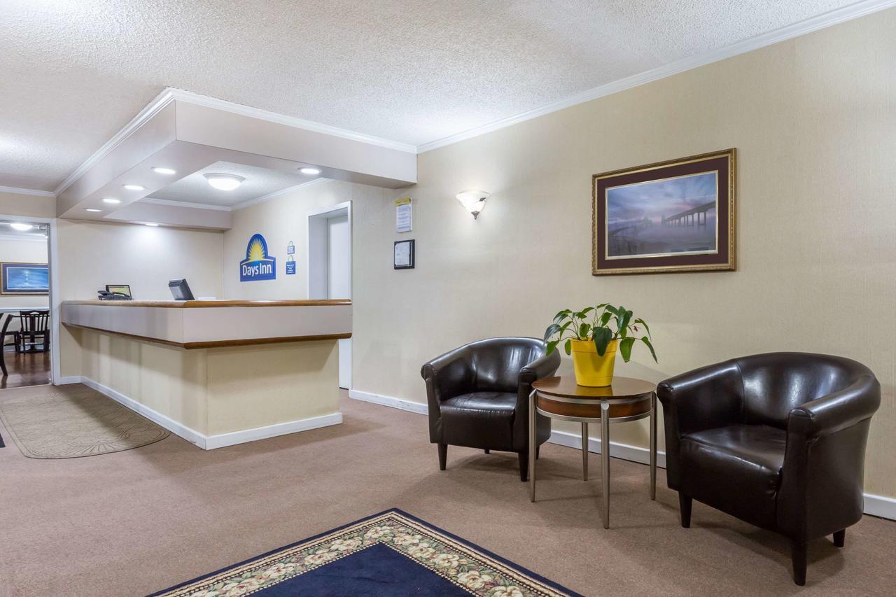 Days Inn By Wyndham Summerton Exterior foto